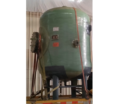 支腿式玻璃鋼儲罐發(fā)貨