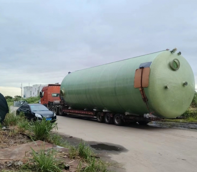 為江西某新能源企業(yè)，生產(chǎn)的玻璃鋼儲(chǔ)罐